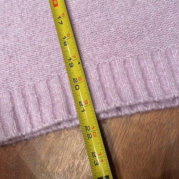 Like new Wild Fable light lavender knit sweater - Picture 9 of 12